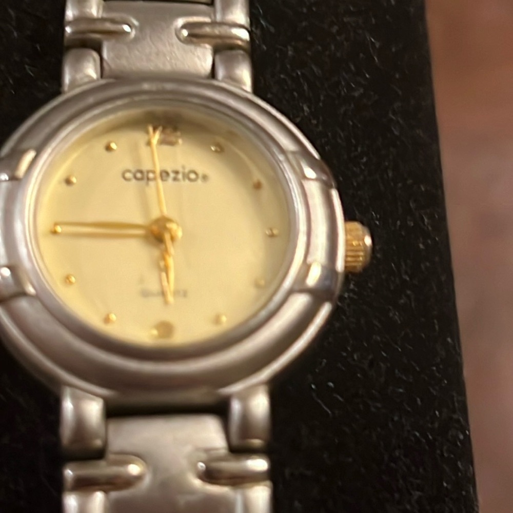 Capezio watch Silvertone vintage, small wrist